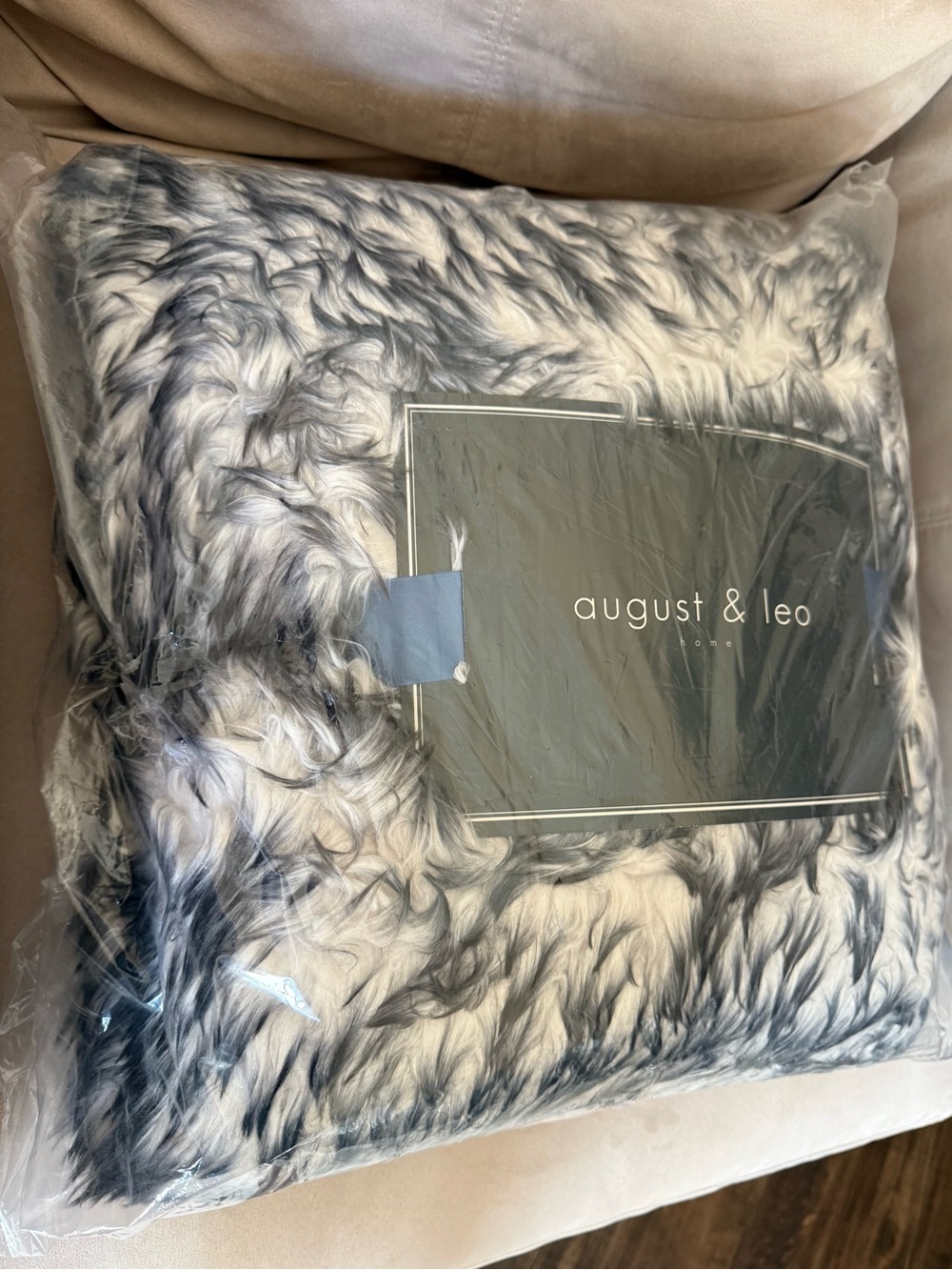 Faux Fur Throw Blanket- Black Gray White - Tipped August & Leo Large 50”x60” HSN